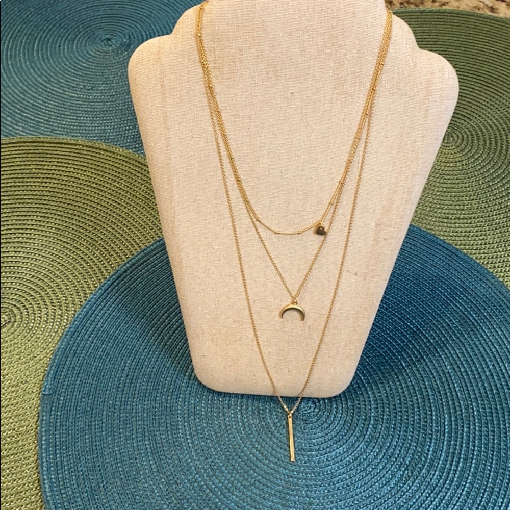 Gold layering necklace